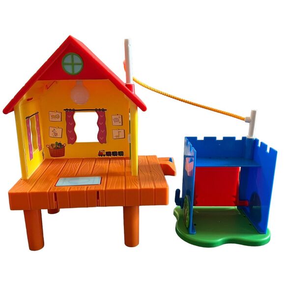 Peppa Pig Treehouse George's Fort, Family Car,School Playgroup,3Figures SOUNDS - Picture 12 of 16